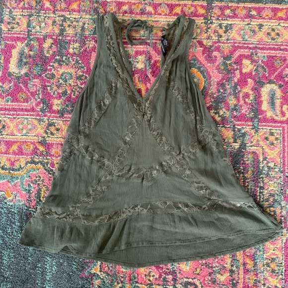 AEO Lace Flowy Tank - Picture 2 of 4